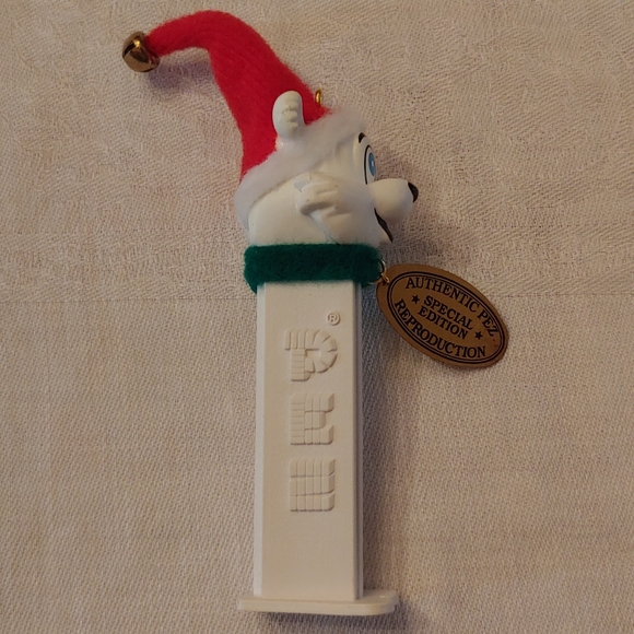 Pez Polar Bear Ornament - Picture 6 of 8